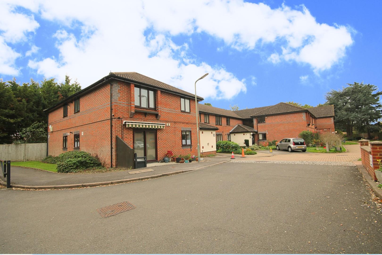 Octavia Way, Staines-Upon-Thames